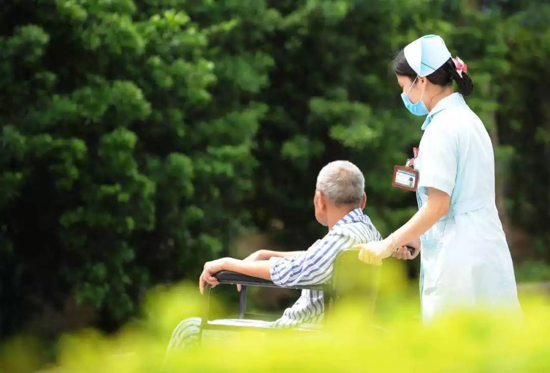 养老 | 武汉拟实施养老服务补贴新政,每人每月最高补贴800元